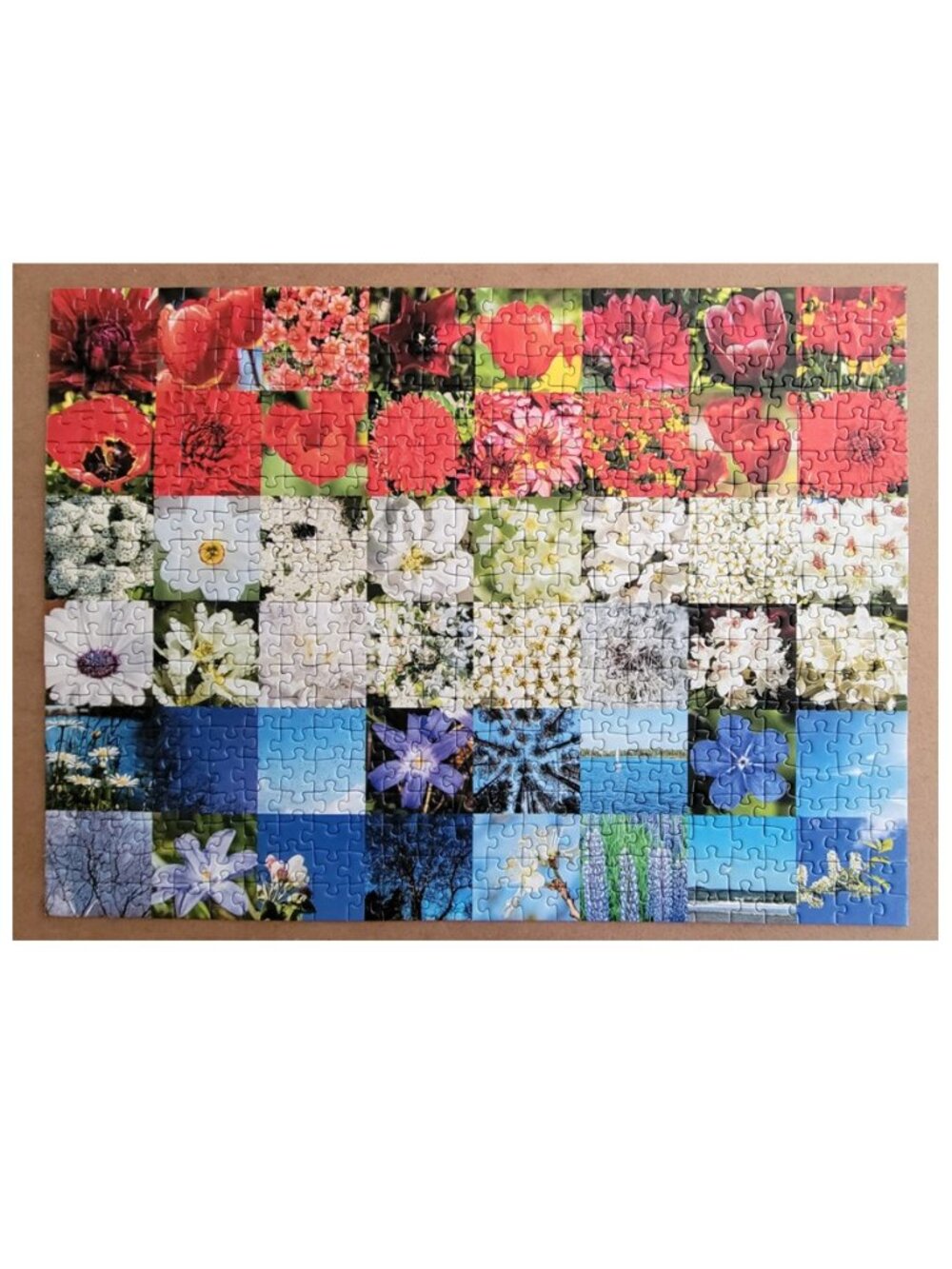 RED, WHITE, and BLUE by Ravensburger JIGSAW PUZZLE 500 pieces - Picture 2 of 9